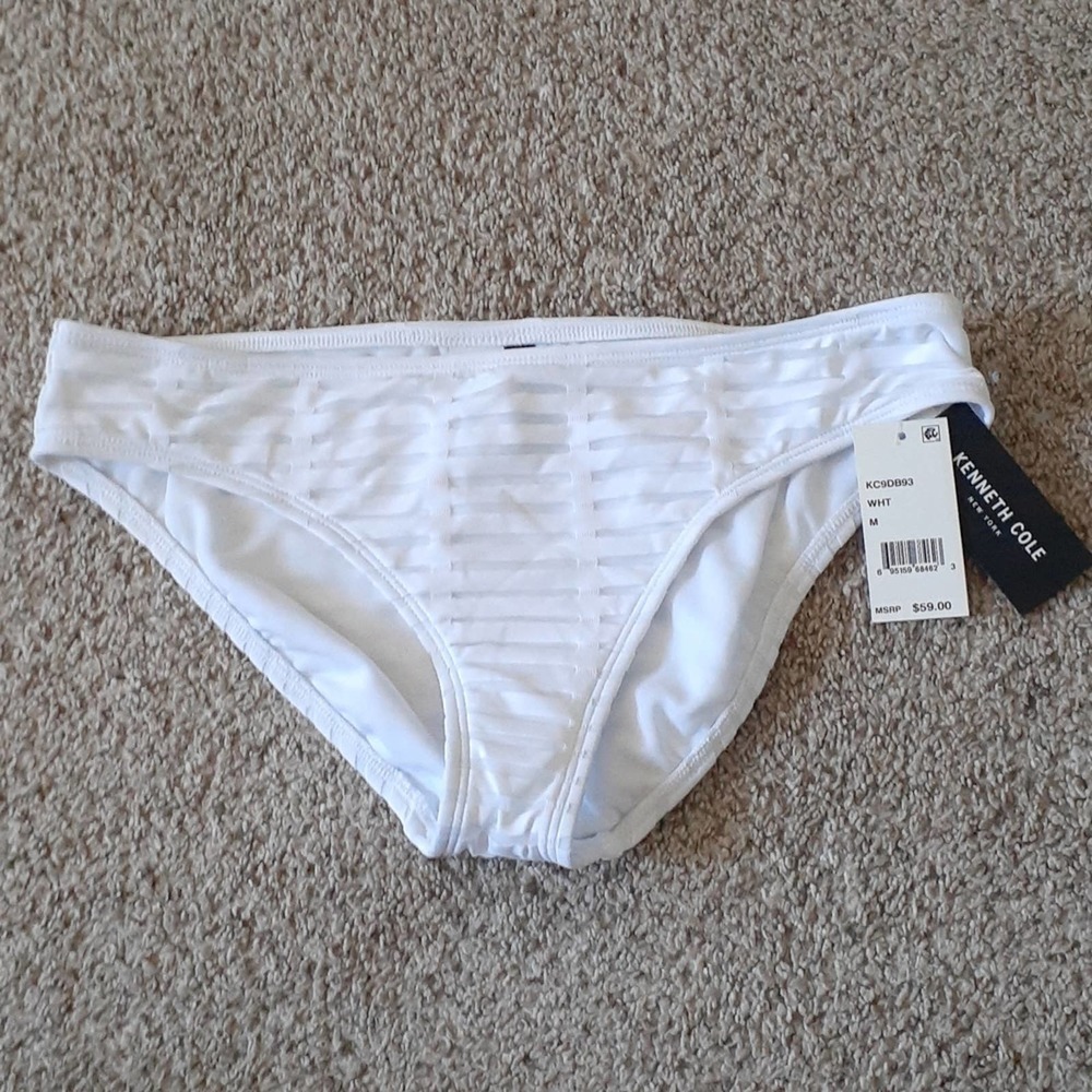 MAKE OFFER ~ ☀️🏖 NWT KENNETH COLE NY med bikini bottoms, $59.00